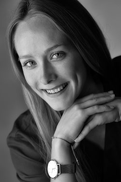 Tanja Elisa Wohlgemuth - Mund-, Kiefer- und Gesichtschirurgie, Implantologie & plastische Operationen Dres. Hilscher & Kollegen in 86316 Friedberg